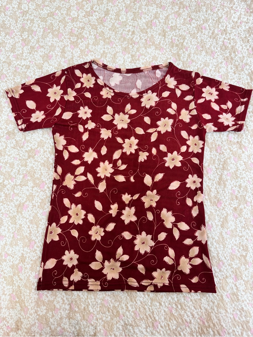 Floral Short-Sleeve Tee in Burgundy and Cream - Women's Top Size PXS